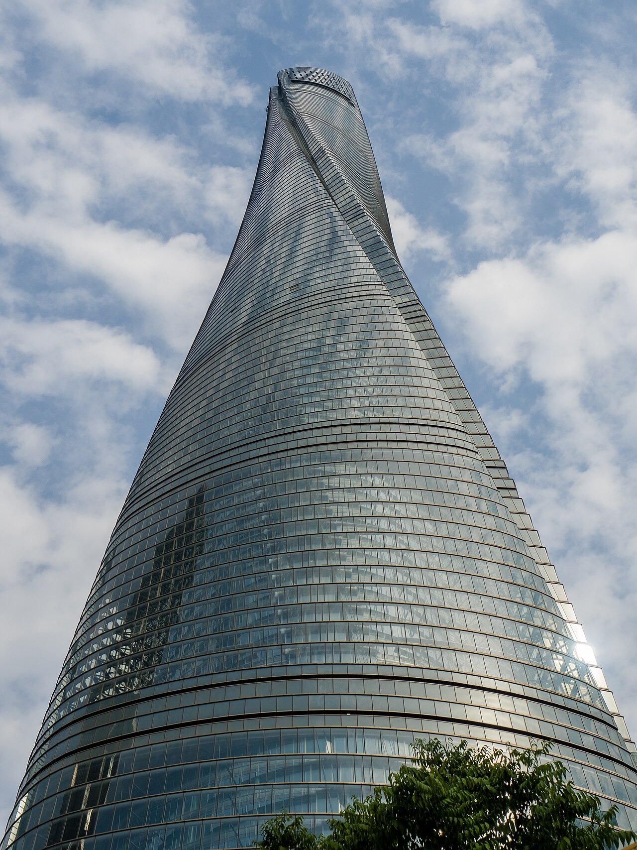 Pudong e a Shanghai Tower: arranha-céus que viraram símbolo