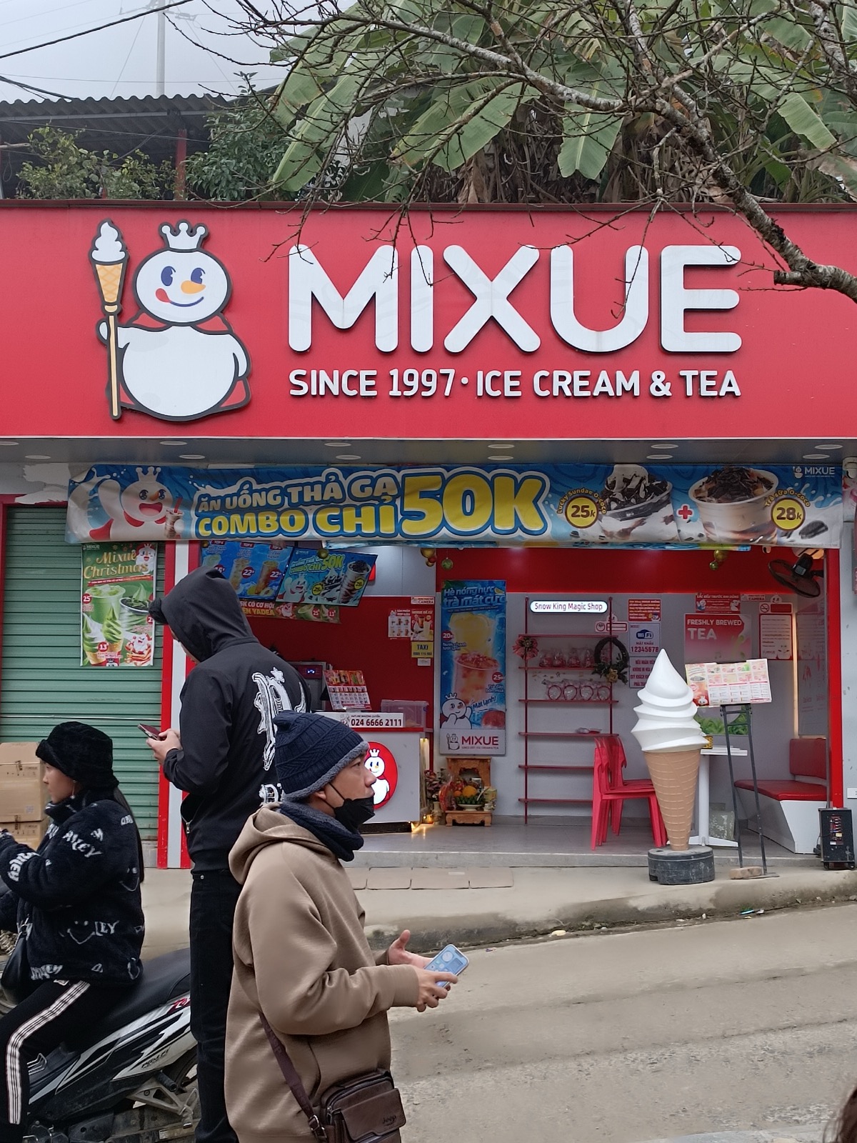 E ela já saiu da China
