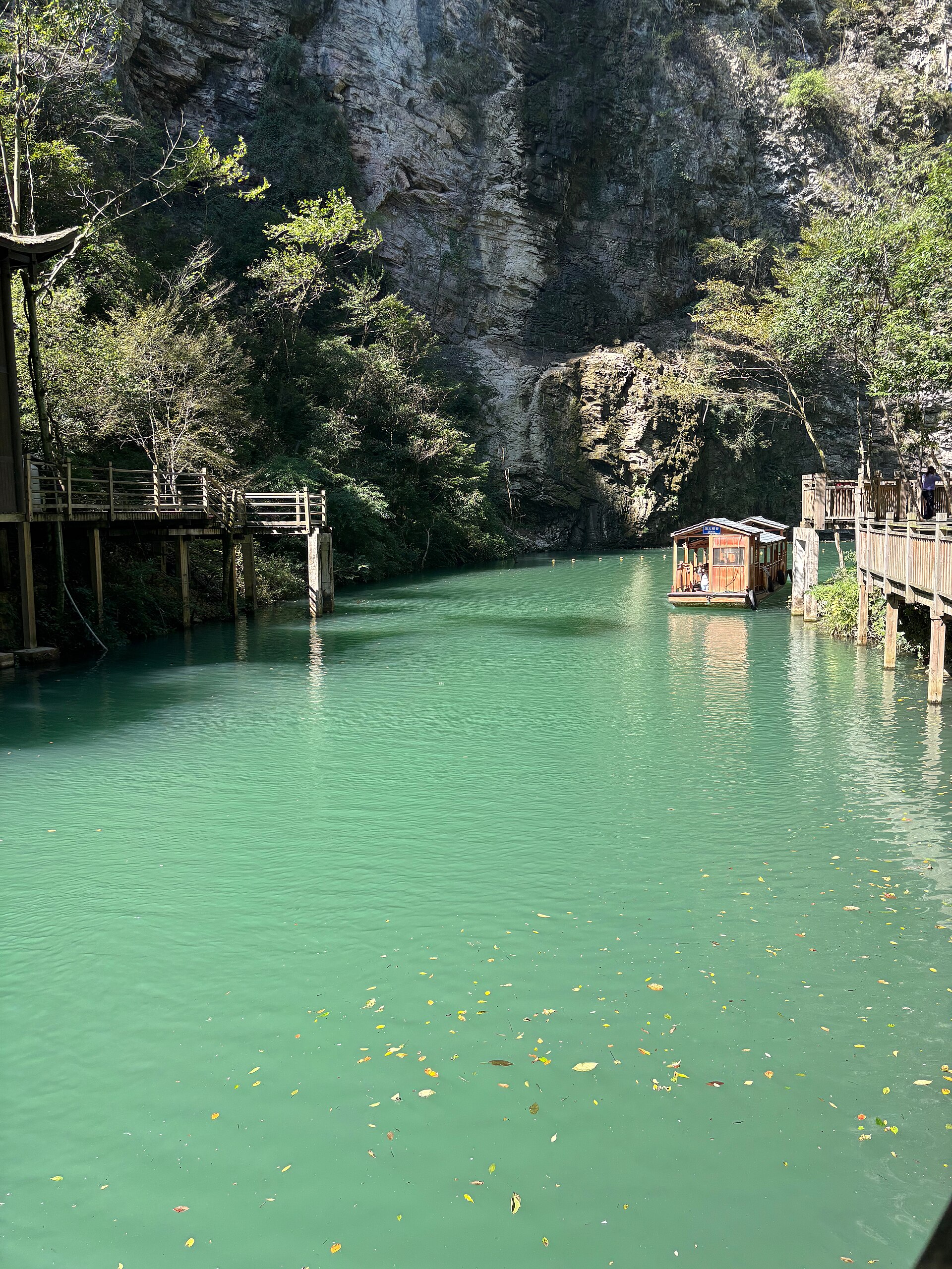 Onde fica a ponte de vidro