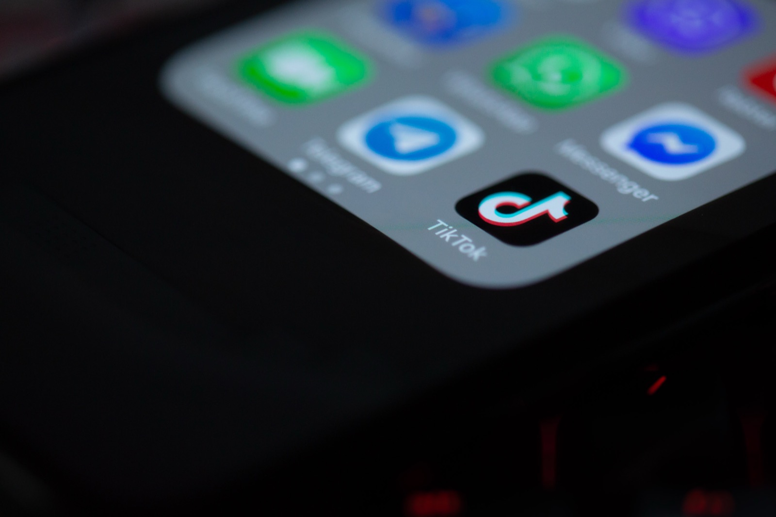 TikTok Shop 'sem estoque e sem frete': o que é verdade e o que é marketing