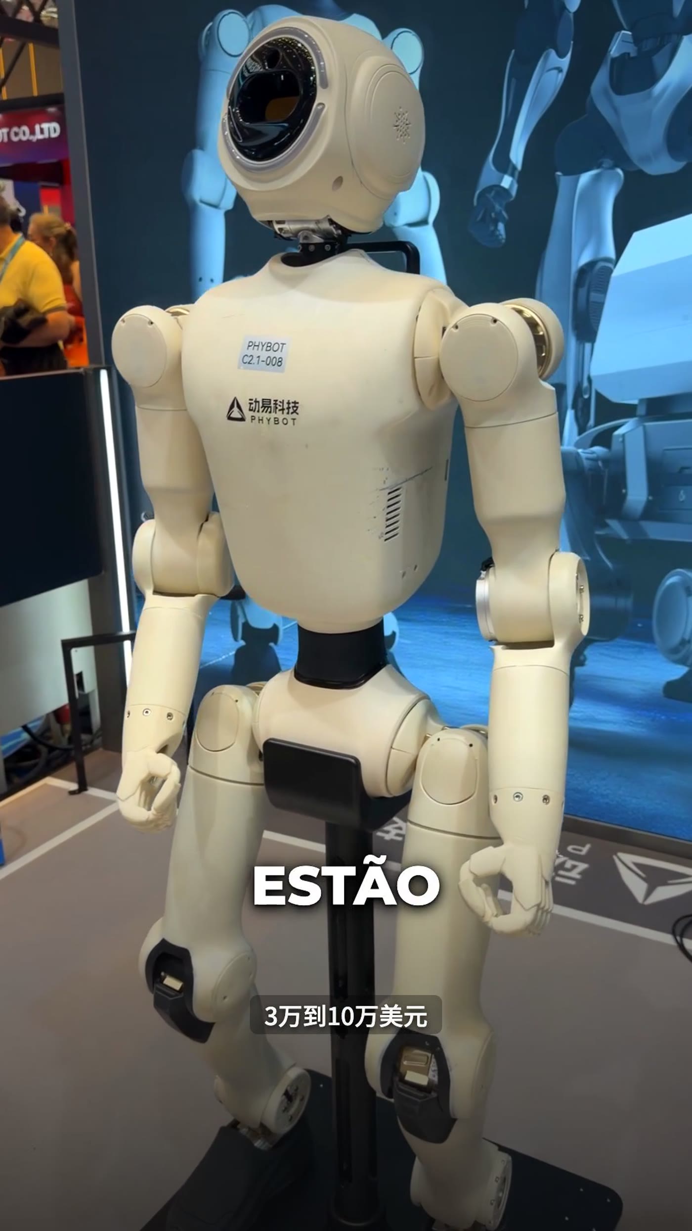 O robô humanoide de companhia que a China pôs à venda